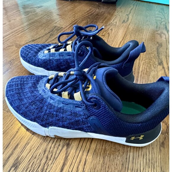 Notre Dame Fighting Irish Under Armour Tribase Reign 5 - Men’s 6.5/Women's 8 - Picture 2 of 5
